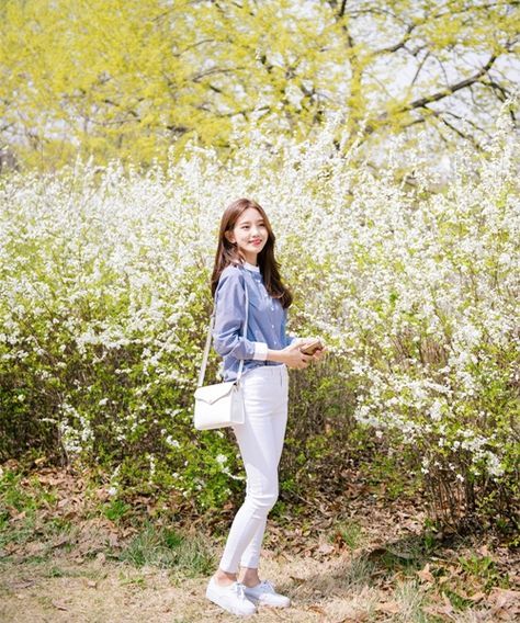 運動鞋　嬌小女孩